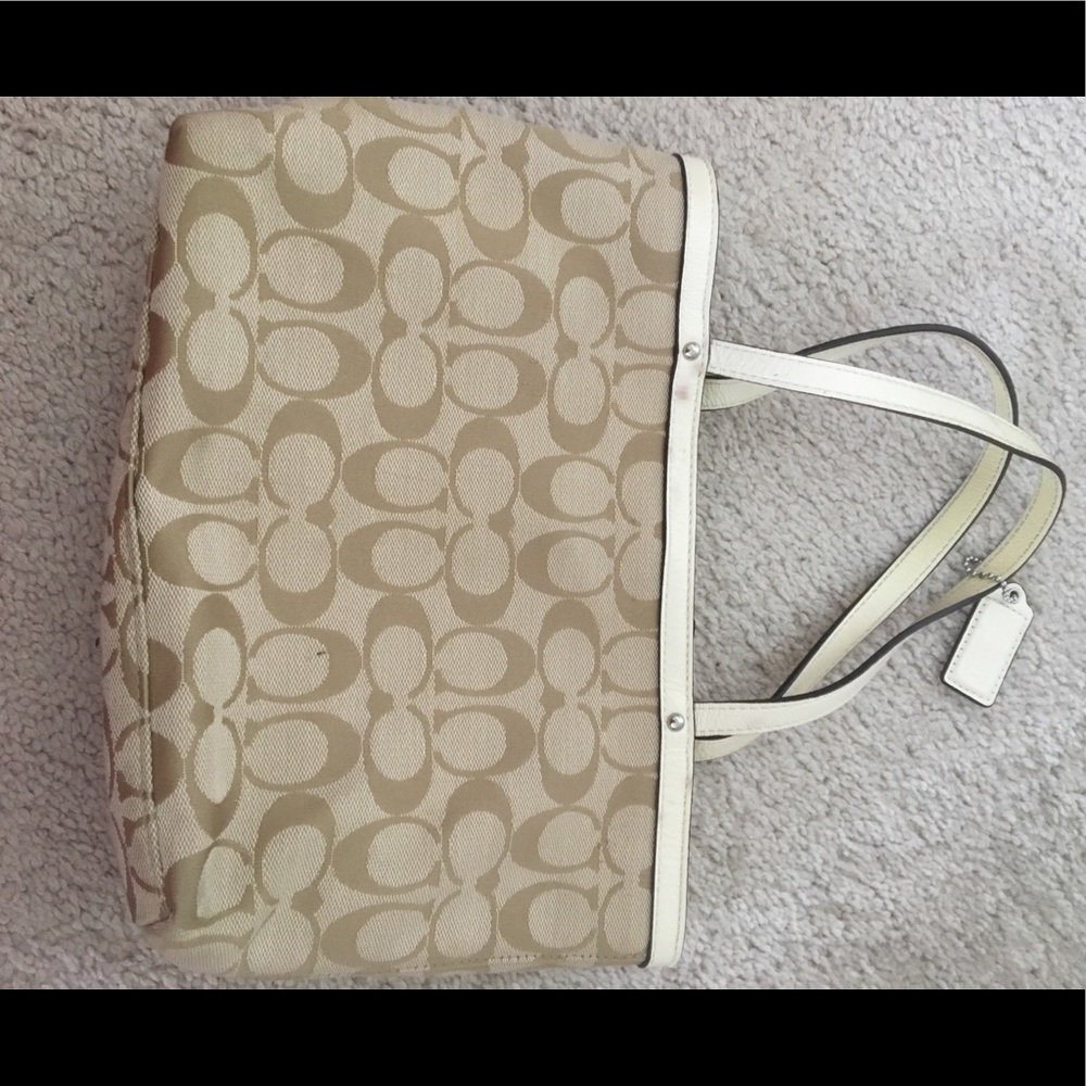 Coach handbag